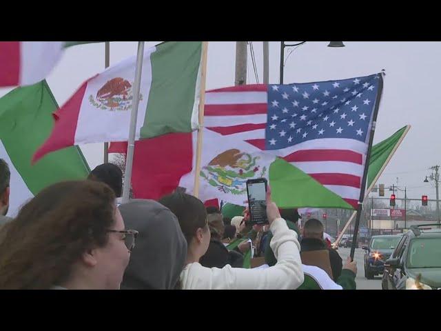 QC Latino community holds 'A Day Without Immigrants' protest in Moline