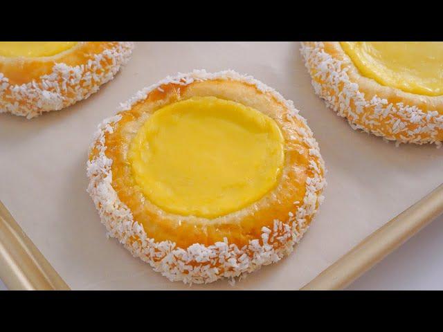 Coconut Custard Cream Bread | Tasty Tamerry