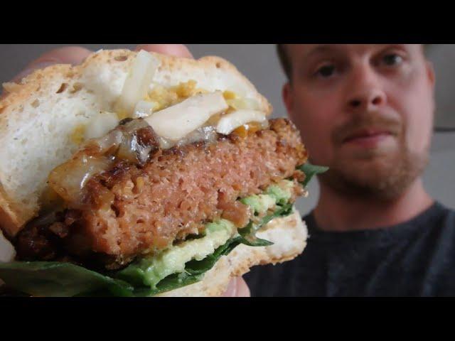 Meat Eater honest review of Beyond Meat Vegan Burger