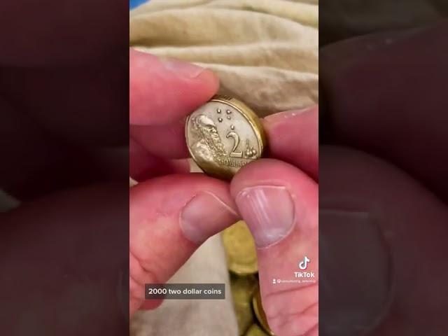 ️Year 2000 Australian $2 Coin ️