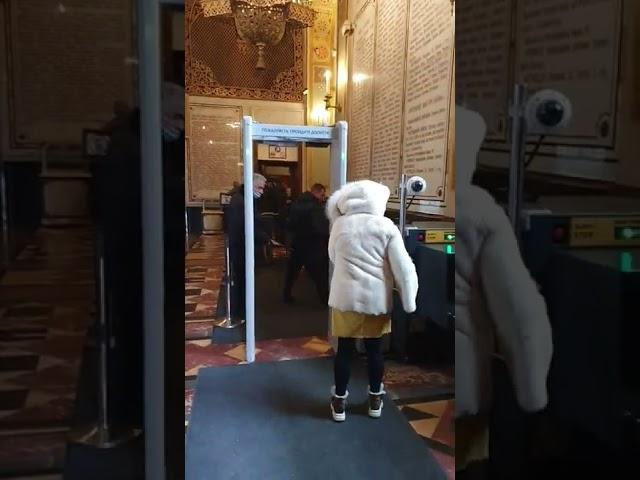 проверка в храме Христа Спасителя #shorts