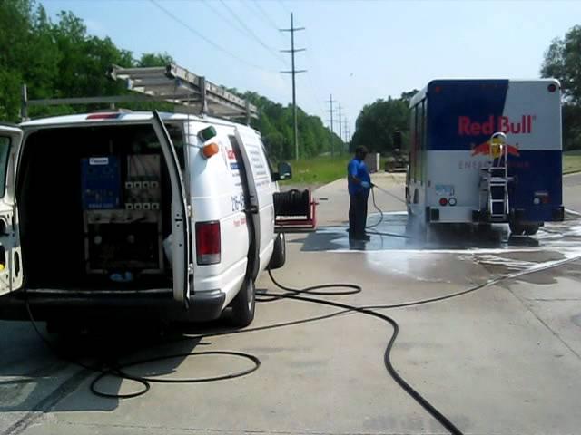 Sparkle Wash Fleet Washing.AVI