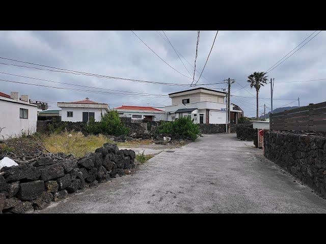 Korea walking tour - Jeju-si Gujwa-eup Gimnyeong-ri, Gimnyeonghang 2-gil alley, daytime view