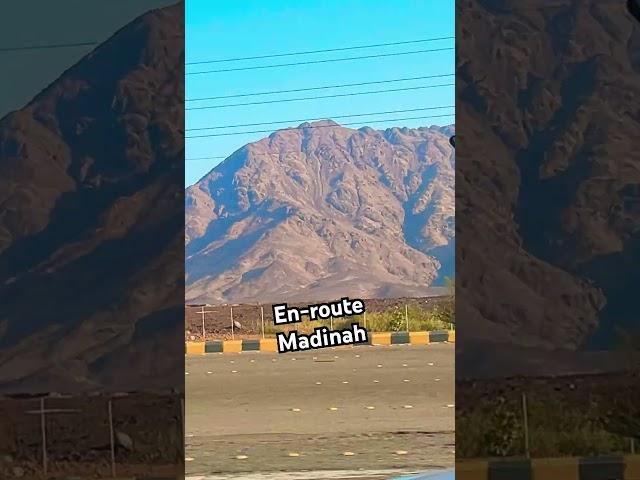 En-route Madinah | #shortsvideo #travel #madina #saudiarabia