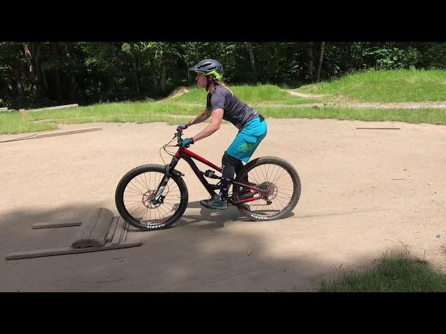 Fluidride MTB Feedback Friday #8 - Posture While Jumping