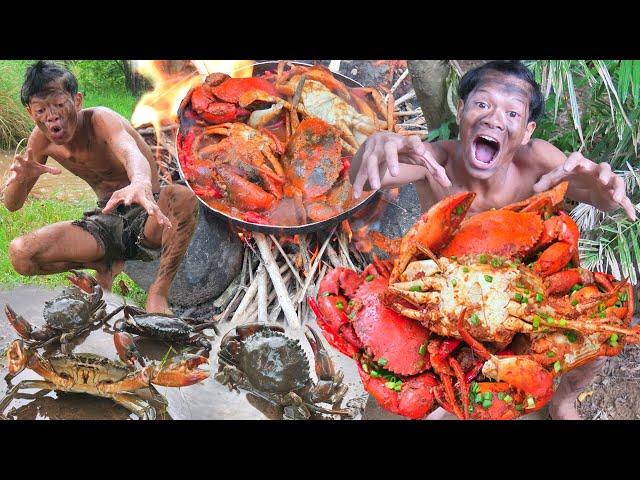 Catch And Cook: Wild Crab In The Jungle - Ultimate Wilderness Recipe!