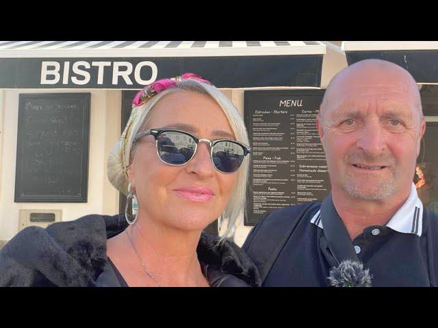 Does the Bistro in Albufeira 'LIVE UP' to the Hype?