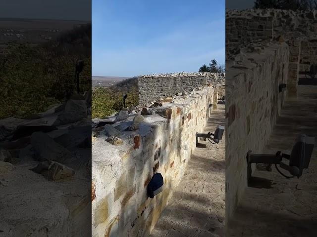Вид со смотровой площадки Тронная крепость  Сучава, Румыния!  Throne Fortress Suceava, Romania
