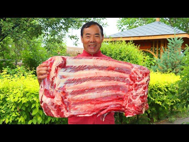 HUGE Beef Ribs Braised and Fired with Chili! Addictive Spicy and Numb Flavor! | Uncle Rural Gourmet