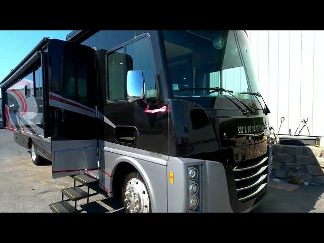 2017 Winnebago Sightseer 36Z - Used Motorhome For Sale - Chicago, IL