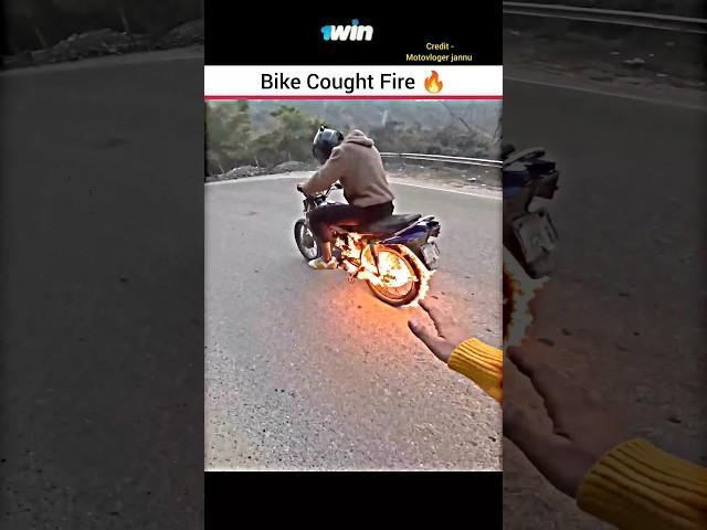 Aag Lagai Bike Me  Fire In Bike Live #shorts #bike #rider #fire #motovlog #ytshorts #vlog #viral