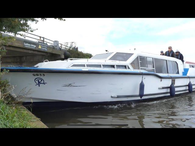 Mishap central at Ludham Bridge and a Ranger pays a visit….. #boat #boating #river #4k