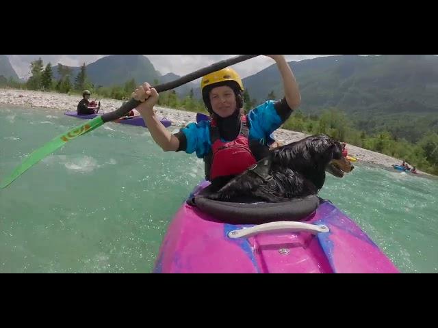 Soča River - der perfekte Fluss für Einsteiger und Familien in den wunderbaren Kanusport.