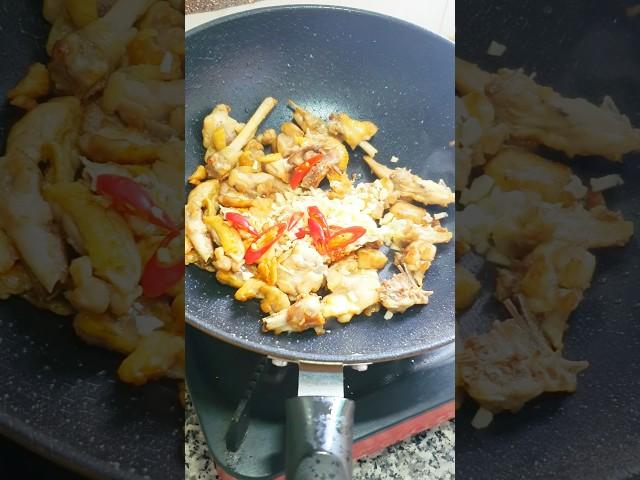 Delicious! Stir fry lotus root Chicken #khmerfood #cambodiafood #food  #cooking #newfoodvideo