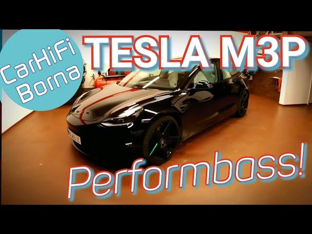 Ein Tesla Model 3 Performance hat schon ein ordentliches Soundsystem? Und was ist mit Bass??