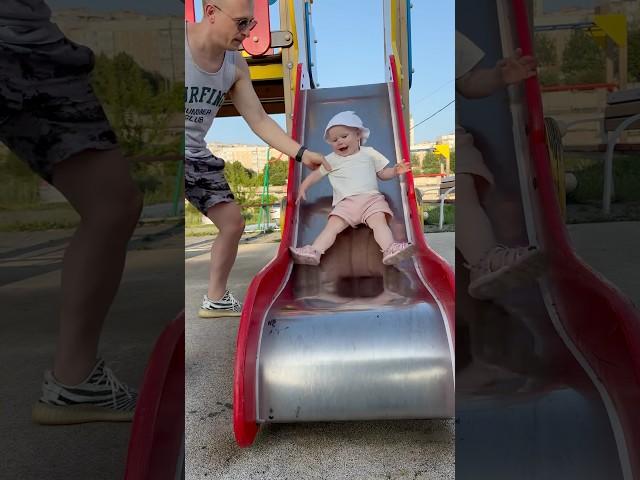 Любимое занятие #ребенок #рекомендации #блогер #детиприколы #baby #продвижение #тренды #прогулка