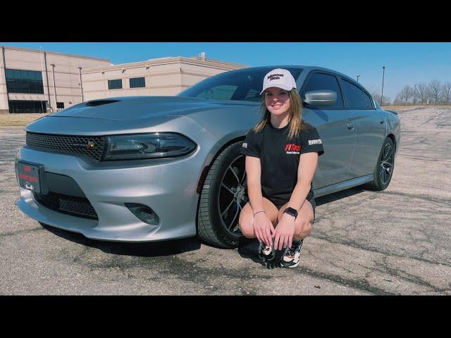 COLLEGE GIRL REVIEWS 2016 DODGE CHARGER SCAT PACK