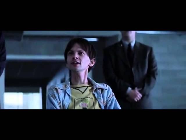 DJ Qualls vs Stanley Tucci - The Core [2003]