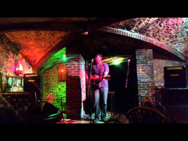 BC Presents - Tom Pearce @ The Music House