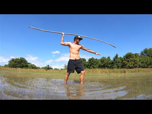 HUNTING MY OWN FOOD with a SPEAR AND FROG.. what its really like (SNAKEHEAD PART 2)