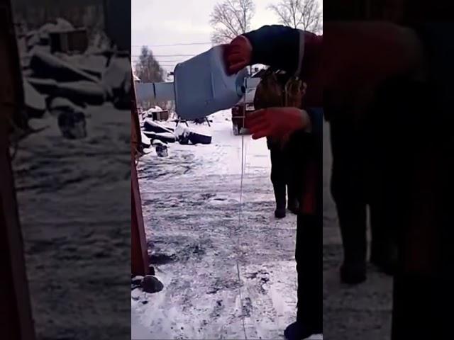 Идеальное масло для зимних вечеров #спецтехника #авто #автосервис #ремонт #обзор #экскаватор