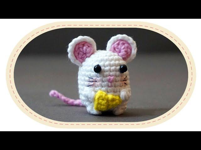 Вязаная мышка амигуруми. Crochet amigurumi mouse.