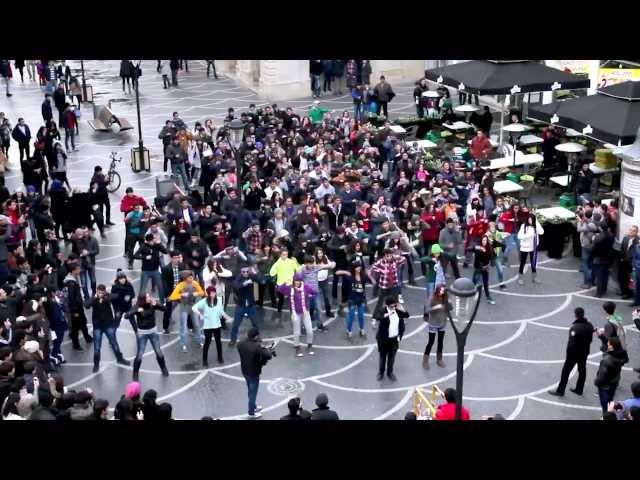 Sexy GANGNAM Style Flashmob in Baku | FLASHMOB Azerbaijan