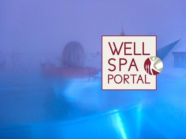 Wellness im Dachpool über dem Weinviertel