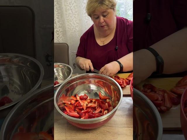 Самый лучший способ  заготовки клубники на зиму. #рецепт #рецепты #клубникабомба