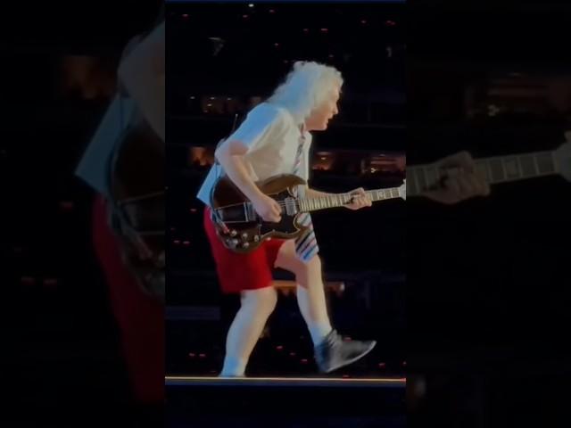 AC/DC in Nashville — 70-year-old Angus duckwalks into solo madness in "Shoot to Thrill"!  #ACDC