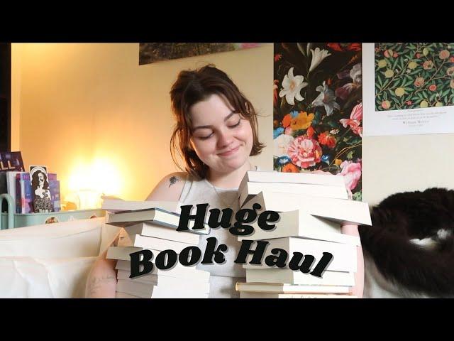 Book Haul!! [I somehow ended up with 29 books in June?]