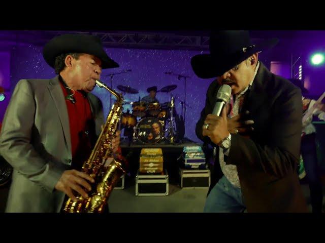 Los Rieleros del Norte - Capricho Maldito (En Vivo)