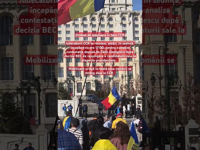 Protest de amploare  în fața CCR Tensiune uriașă în toată țara! Protestul democrației!