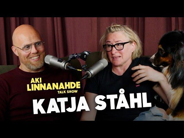 "Mun tapa olla TV:ssä on aika ok" feat. Katja Ståhl (ja koira)