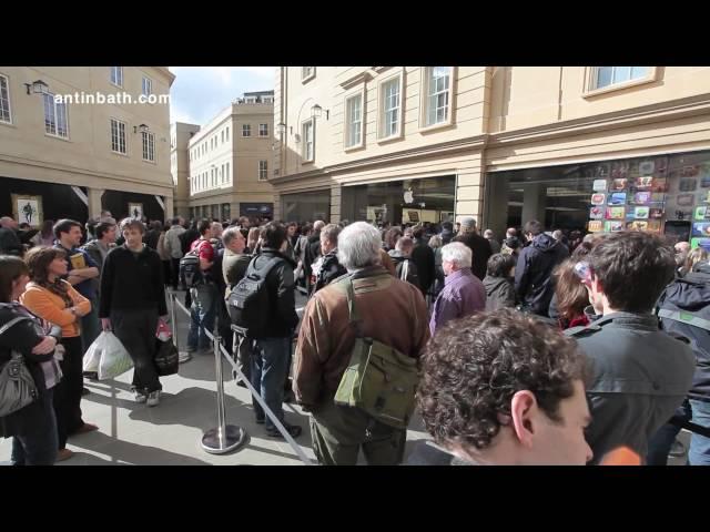 Apple Store Bath opening