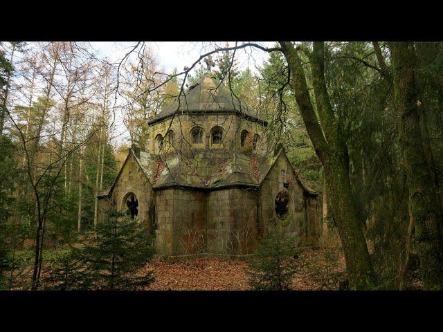 Tief im Wald ruht ein märchenhafter Ort | Exploring lost places