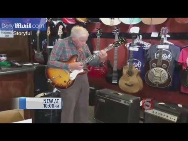 81-Year-Old Nashville Guitar Player Goes Viral