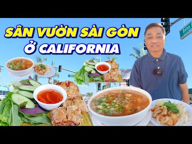 Thưởng thức Nem rán cua bể, Bánh canh tôm cua nước đỏ tại sân vườn Sài Gòn ở Little Saigon, Cali