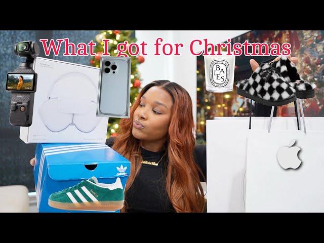 What I got for Christmas! iPhone 16 pro max unboxing | Vlogmas 25 | Alicia Kim