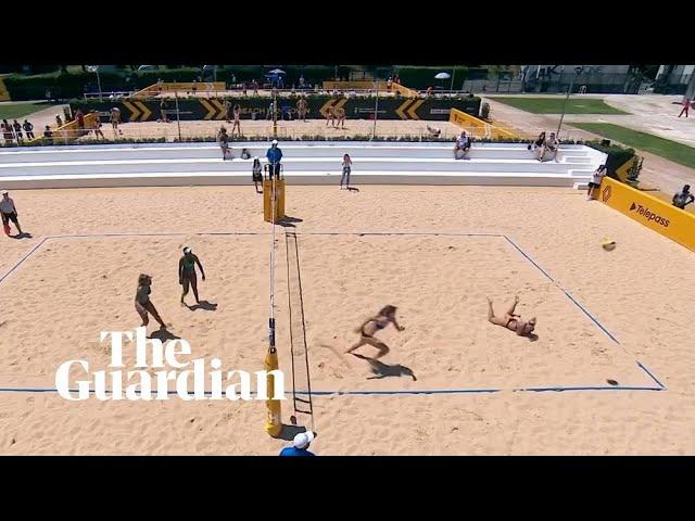 US beach volleyball team captivate fans with unbelievable defence at World Championships