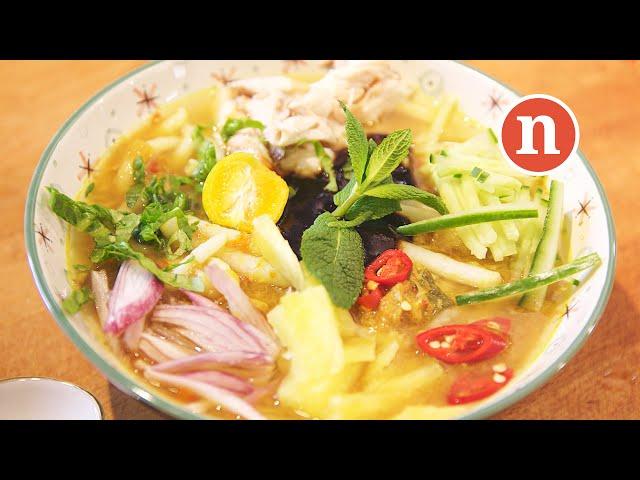 Asam Laksa | Malaysian Sour and Spicy Fish Soup Noodles | Penang Asam Laksa [Nyonya Cooking]