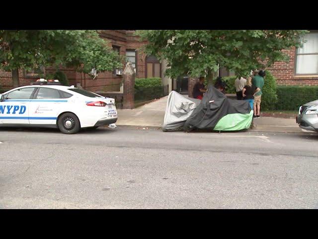 Man in police custody after 4 found dead in Bensonhurst apartment