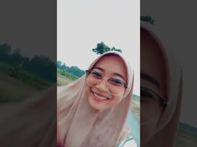 HIJAB PAMER TETEK