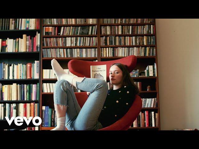 Sigrid - Plot Twist (Official Video)