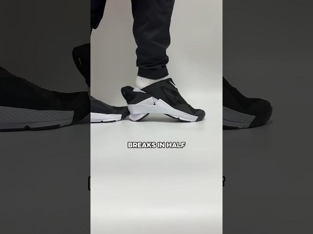 Nike Shoes that Split in Half… (Nike Go Flyease)