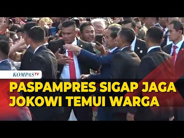 Paspampres Sigap Jaga Jokowi Saat Temui Warga di Luar Istana Negara