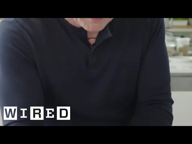 Gordon Ramsay Answers: How to Mince Garlic