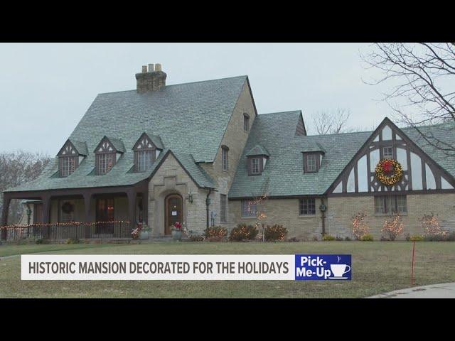 Grand Rapids mansion decorated for the holidays, offering tours