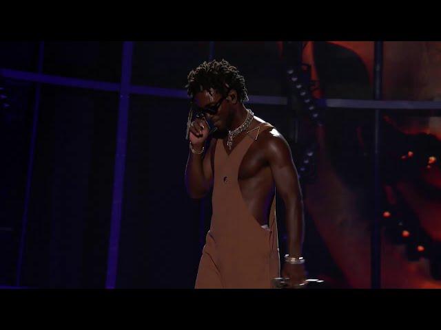 SAINt JHN "Roses" (Billboard Music Awards 2020 Performance)