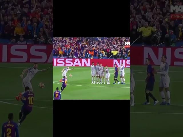 Гол Месси со штрафного в ворота Ливерпуля #football #messi #barcelona